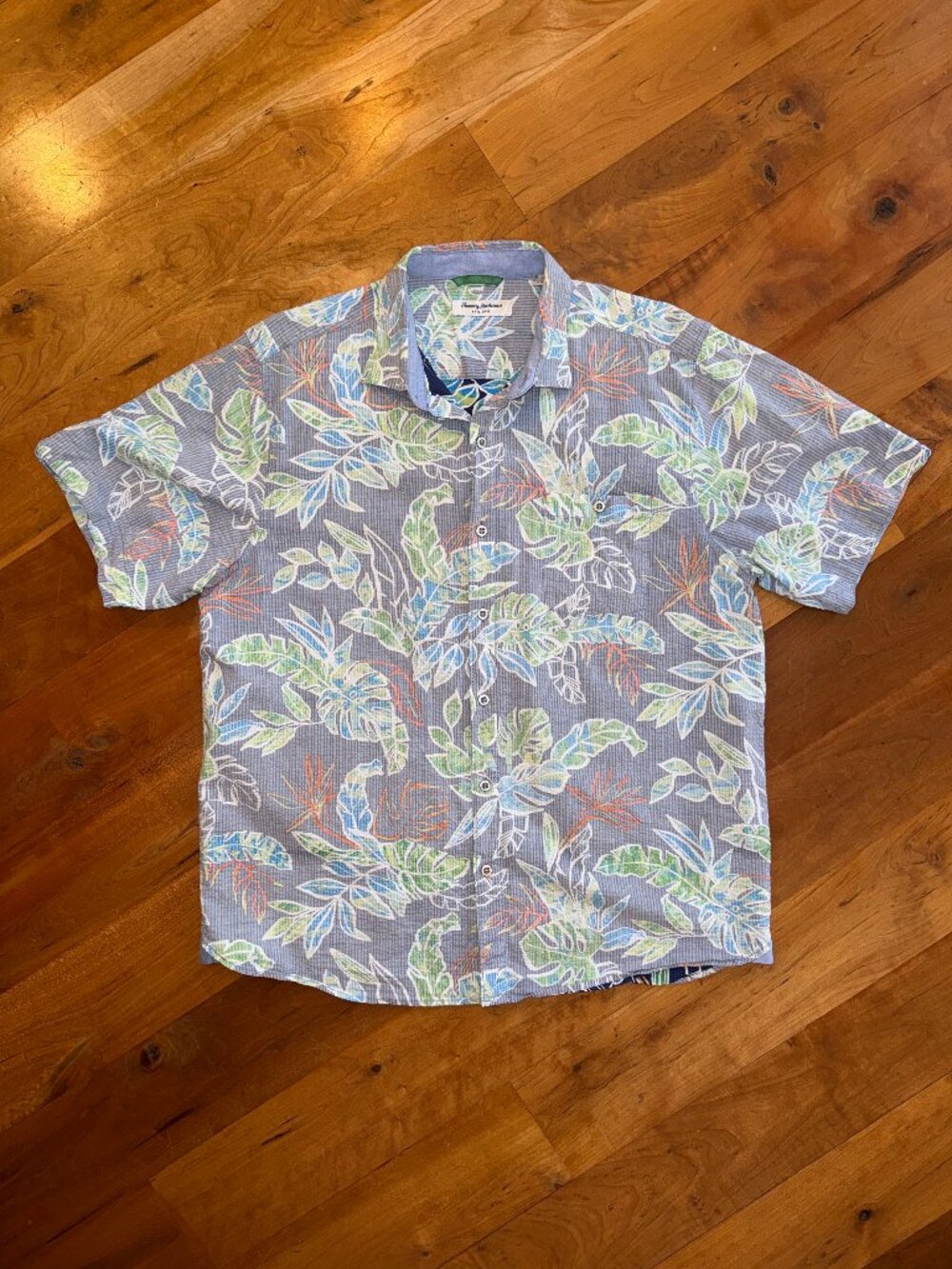 Tommy Bahama Nova Wave Shirt - Reverse Print Hawaiian Floral - Large